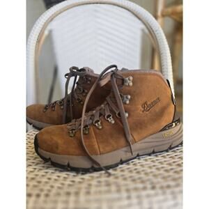 Danner 9.5 womens MOUNTAIN 600 - RICH BROWN - LEATHER